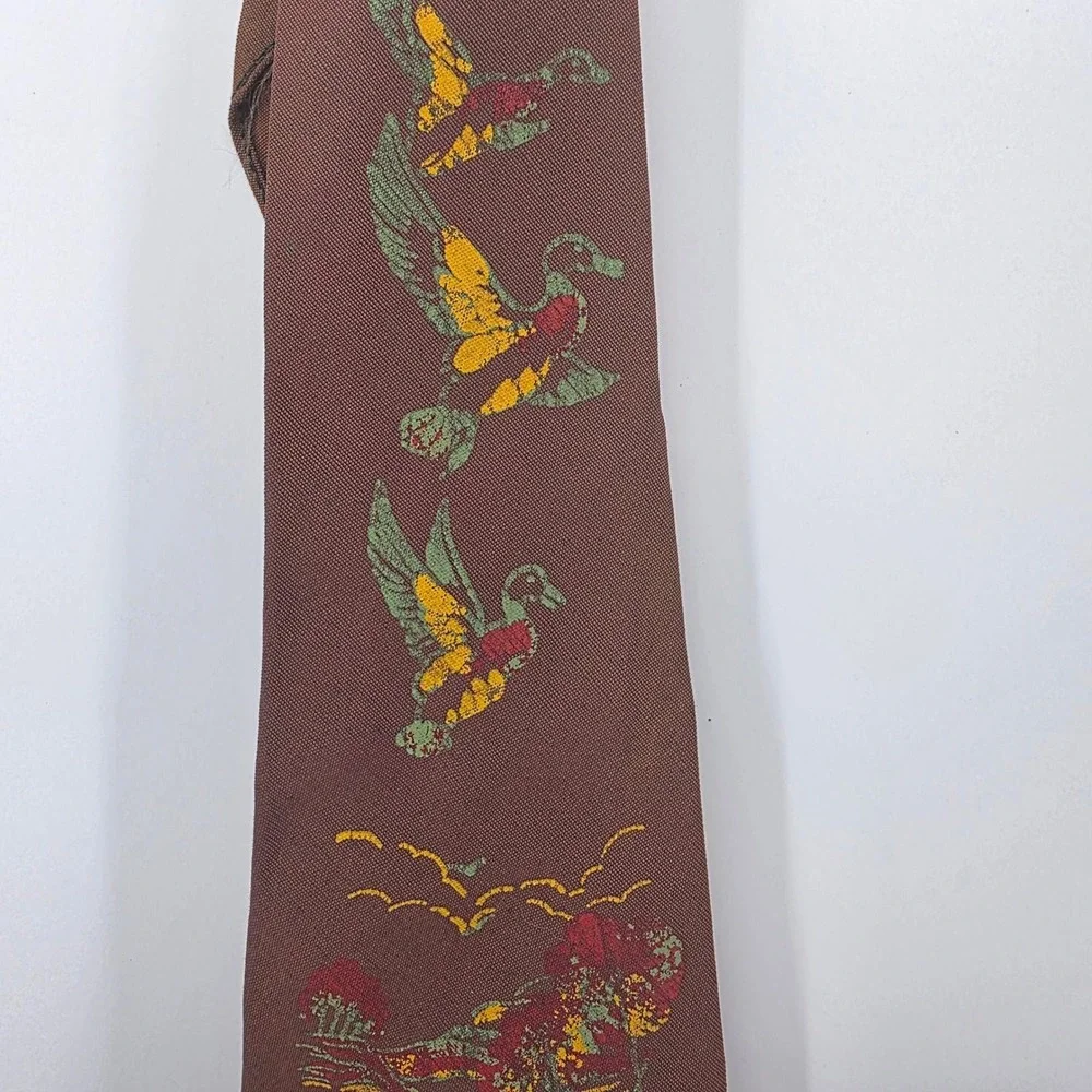 Vintage‎ Arco Brown Hunting Dog Duck Print Silk Necktie Men's Fashion Accessory